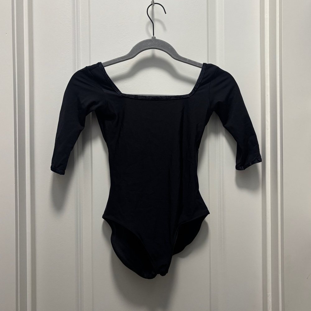 Black Yumiko Leotard with Half Sleeves